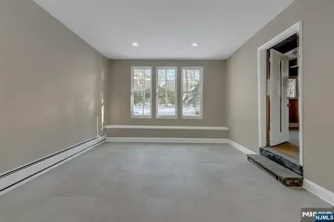 16 Cypress Peak Lane Montvale NJ 07645