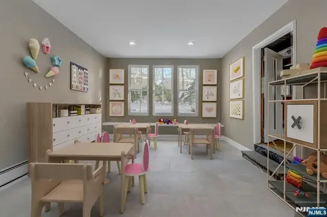 16 Cypress Peak Lane Montvale NJ 07645