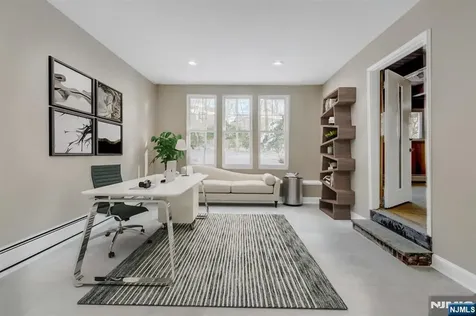 16 Cypress Peak Lane Montvale NJ 07645