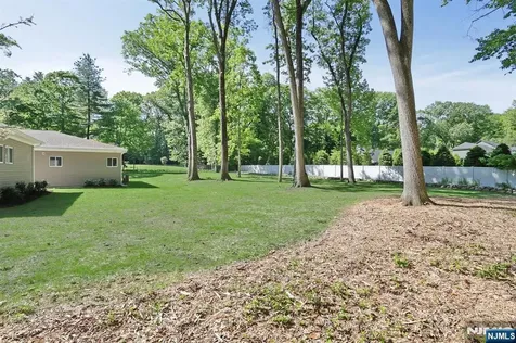 16 Cypress Peak Lane Montvale NJ 07645