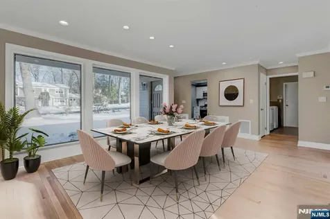 16 Cypress Peak Lane Montvale NJ 07645