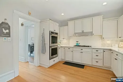 141 W End Avenue Ridgewood NJ 07450
