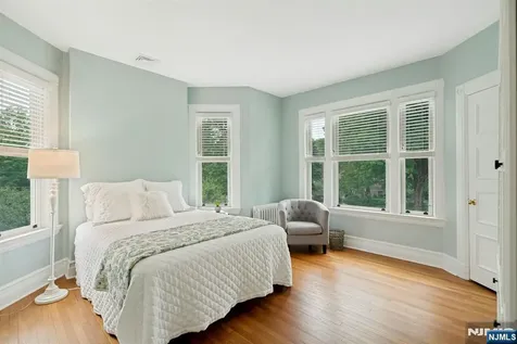 141 W End Avenue Ridgewood NJ 07450