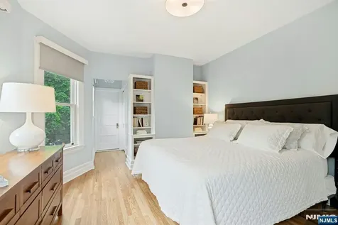 141 W End Avenue Ridgewood NJ 07450