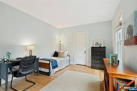 141 W End Avenue Ridgewood NJ 07450