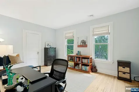 141 W End Avenue Ridgewood NJ 07450