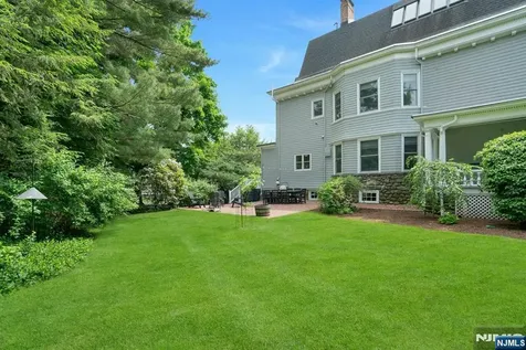 141 W End Avenue Ridgewood NJ 07450