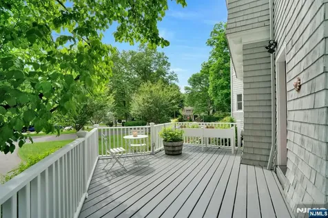 141 W End Avenue Ridgewood NJ 07450