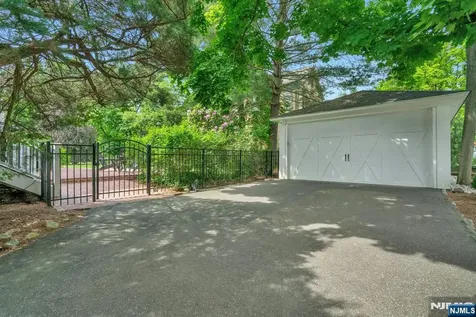141 W End Avenue Ridgewood NJ 07450