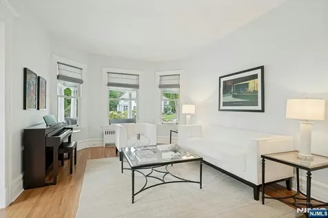 141 W End Avenue Ridgewood NJ 07450
