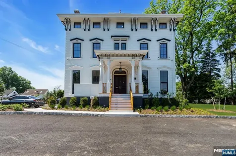 49 Passaic Street Rochelle Park NJ 07662