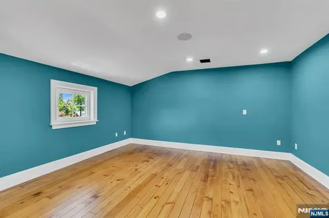 49 Passaic Street Rochelle Park NJ 07662