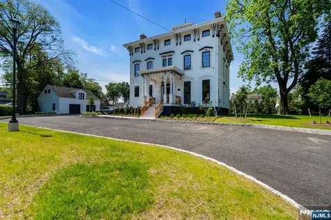 49 Passaic Street Rochelle Park NJ 07662