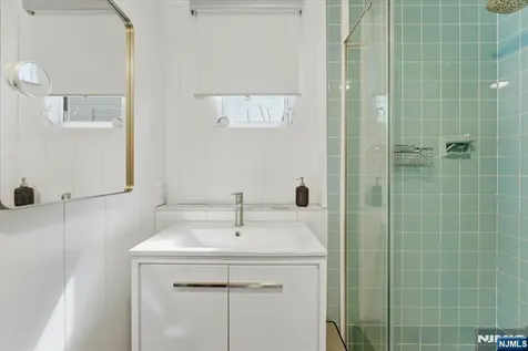 18 Hudson Street Nutley NJ 07110
