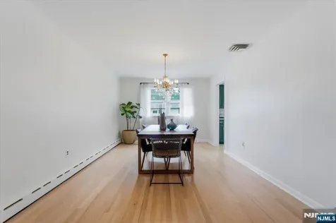 18 Hudson Street Nutley NJ 07110