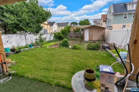 269-271 18th Avenue Paterson NJ 07504