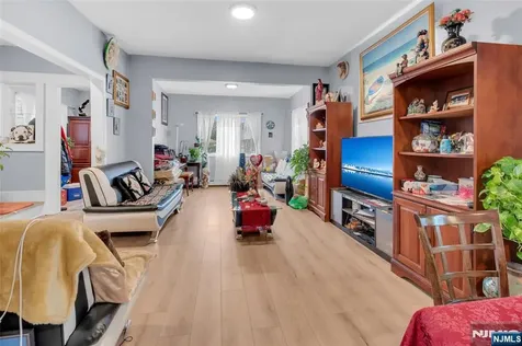 269-271 18th Avenue Paterson NJ 07504