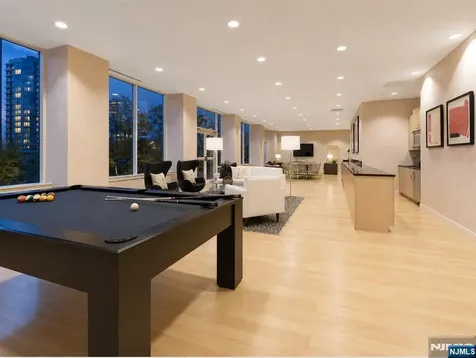 800 12th Street Palisades Park NJ 07650