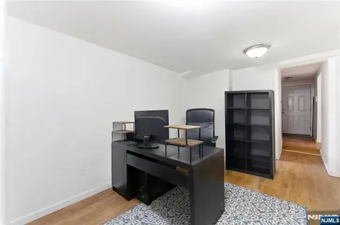 2455 3rd Street Fort Lee NJ 07024