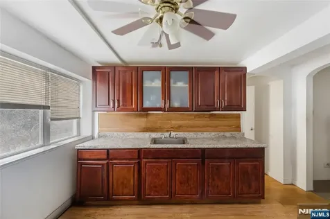 2455 3rd Street Fort Lee NJ 07024