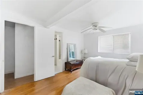 2455 3rd Street Fort Lee NJ 07024