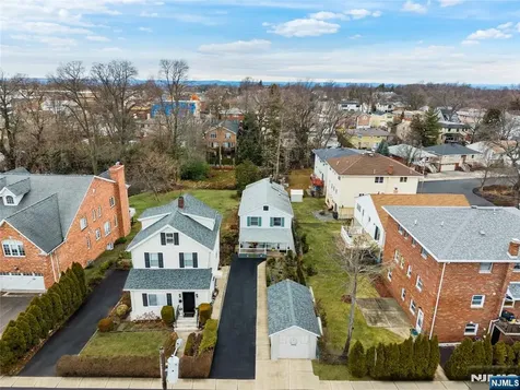 2455 3rd Street Fort Lee NJ 07024