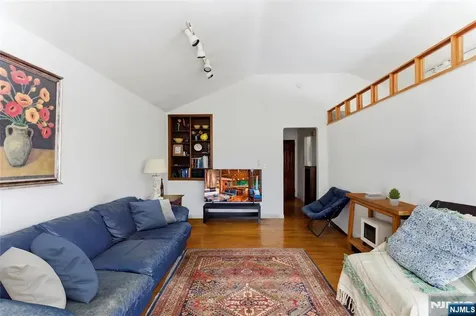 2455 3rd Street Fort Lee NJ 07024