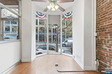 15 Warren Street Newark NJ 07102