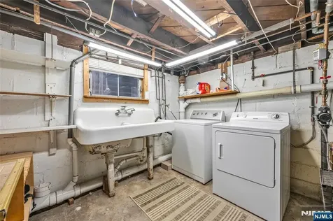 174 Phelps Avenue Bergenfield NJ 07621