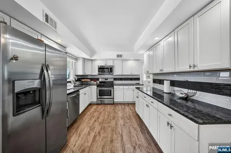 840 Lopatcong Street Belvidere NJ 07823
