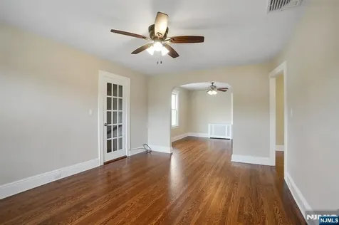 23 2nd Avenue Hawthorne NJ 07506