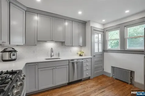 23 2nd Avenue Hawthorne NJ 07506