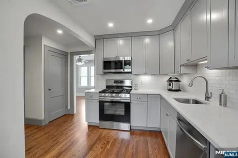 23 2nd Avenue Hawthorne NJ 07506