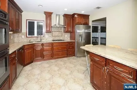 16-26 Alden Terrace Fair Lawn NJ 07410