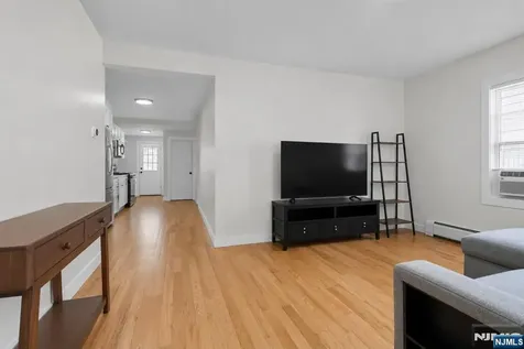 208 Page Avenue Lyndhurst NJ 07071