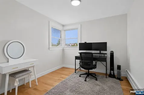 208 Page Avenue Lyndhurst NJ 07071