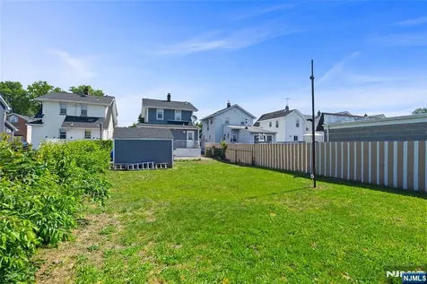 208 Page Avenue Lyndhurst NJ 07071