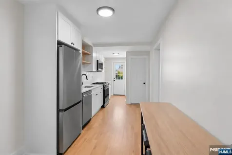 208 Page Avenue Lyndhurst NJ 07071