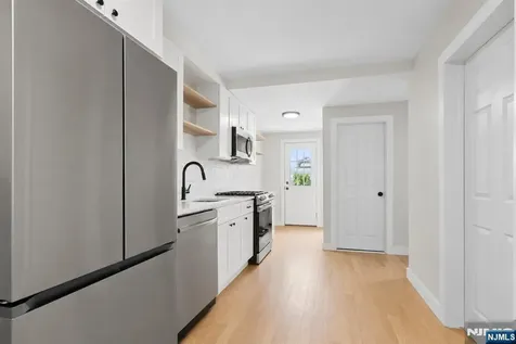 208 Page Avenue Lyndhurst NJ 07071