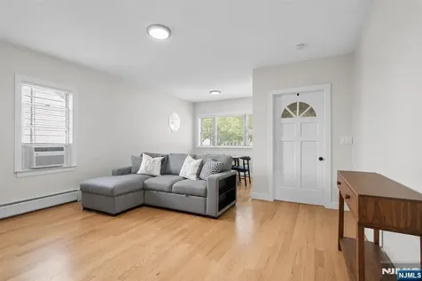 208 Page Avenue Lyndhurst NJ 07071