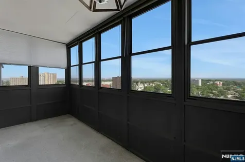 2000 Linwood Avenue Fort Lee NJ 07024