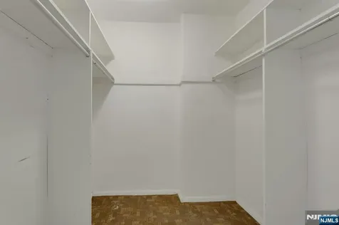 2000 Linwood Avenue Fort Lee NJ 07024