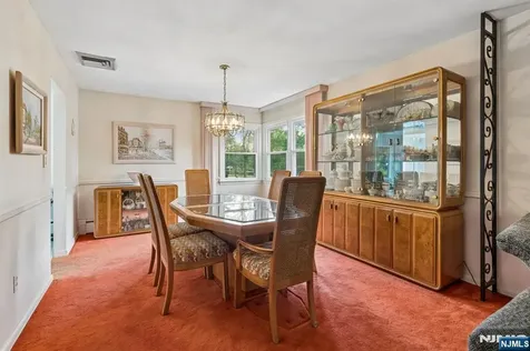 12 Clover Court Cedar Grove NJ 07009