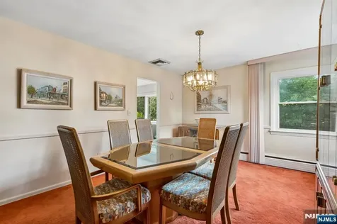 12 Clover Court Cedar Grove NJ 07009