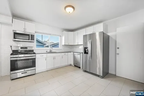 416 Belgrove Drive Kearny NJ 07032