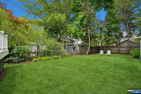 85 Carteret Street Glen Ridge NJ 07028