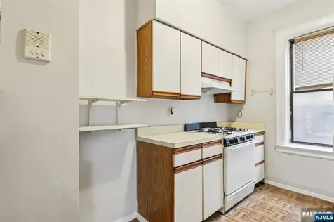 262 Clendenny Avenue Jersey City NJ 07304