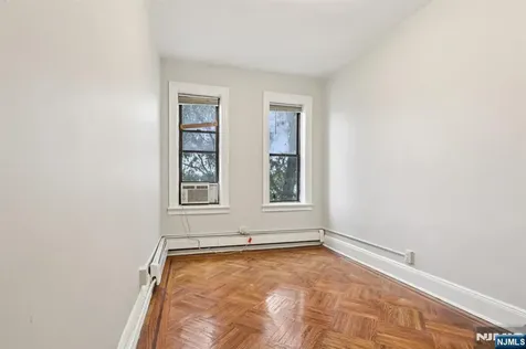 262 Clendenny Avenue Jersey City NJ 07304