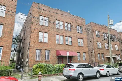262 Clendenny Avenue Jersey City NJ 07304