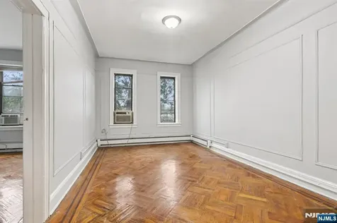 262 Clendenny Avenue Jersey City NJ 07304